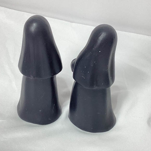 Vintage Nun Figurine Set of Two Made In Japan - Picture 4 of 8